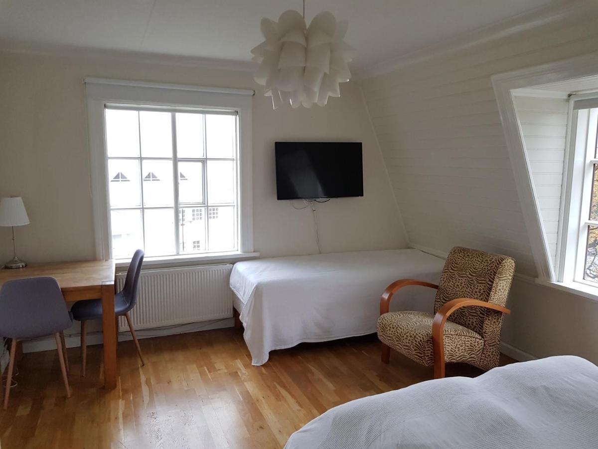 Hotel Fe Gisting à Akureyri Extérieur photo